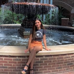 Meet your Posher, Cindy